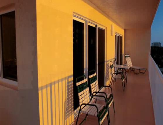 The Charter Club Of Marco Beach Marco Island Bagian luar foto